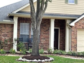 28014 Wind Hawk Dr in Katy, TX - Building Photo - Building Photo