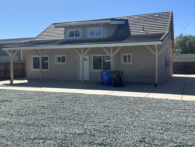 10526 Sisters Ct in Elk Grove, CA - Building Photo - Building Photo