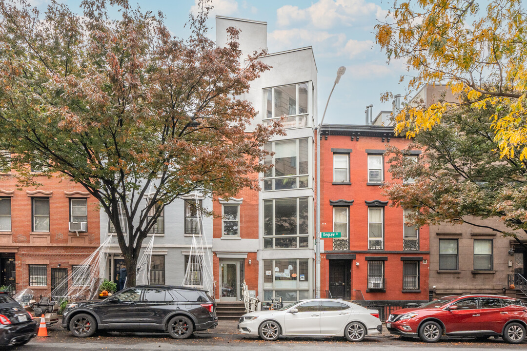 149 DeGraw St in Brooklyn, NY - Foto de edificio