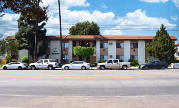 Van Nuys Apartments in Panorama City, CA - Building Photo - Primary Photo