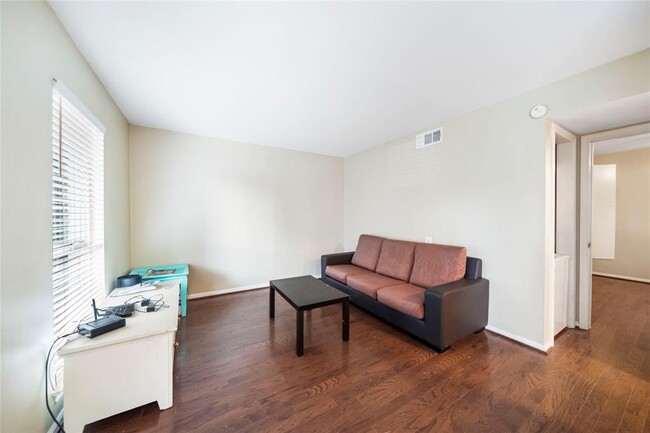 1710 Indiana St-Unit -7 in Houston, TX - Building Photo - Building Photo
