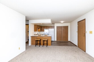 River Park Place Apartments in Mukwonago, WI - Foto de edificio - Interior Photo