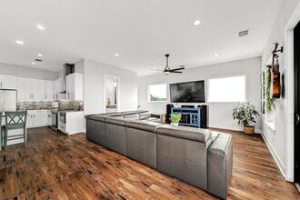 18502 Venture Dr in Leander, TX - Building Photo - Building Photo