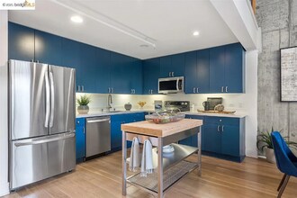 311 Oak St in Oakland, CA - Foto de edificio - Building Photo