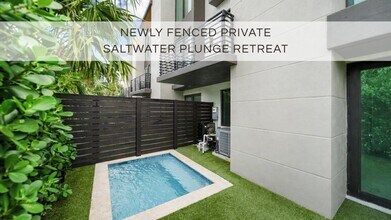 1052 N Victoria Park Rd in Fort Lauderdale, FL - Building Photo - Building Photo