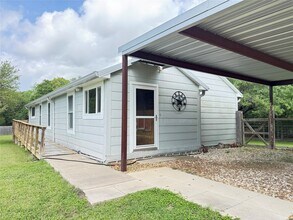 879 Christmas Rd in Brenham, TX - Building Photo - Building Photo