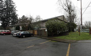 Willow Apartments in Tigard, OR - Building Photo - Building Photo