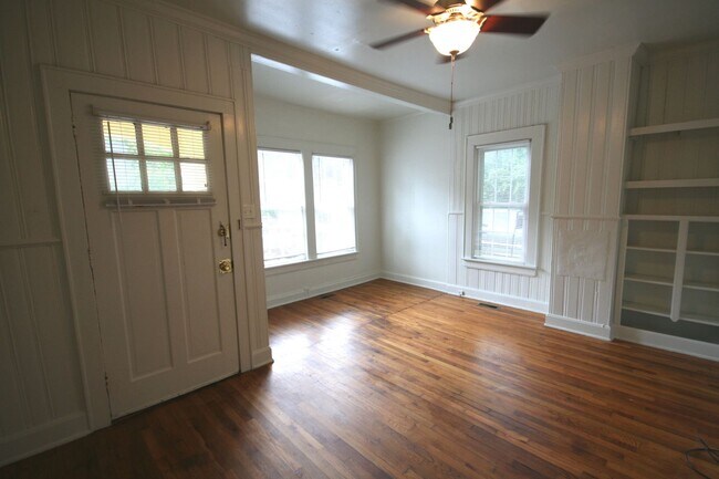 1 W Knox St-Unit -A in Durham, NC - Building Photo - Building Photo