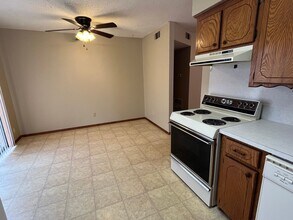 1201 N Nashville Pl in Russellville, AR - Building Photo - Building Photo