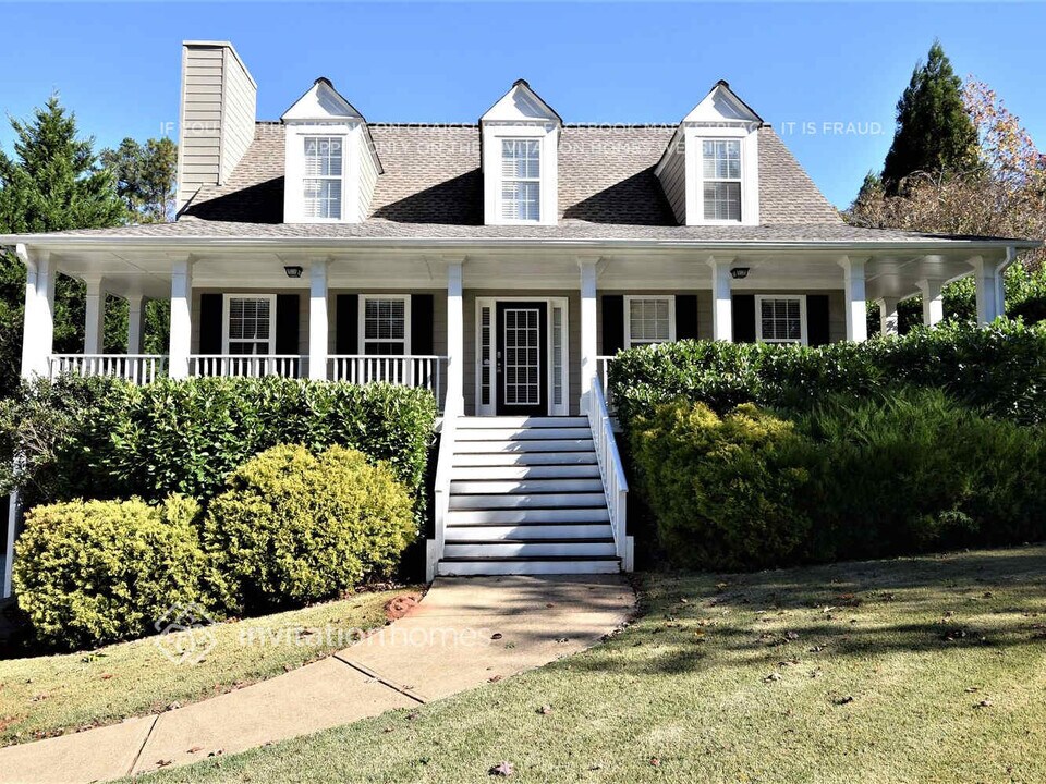 101 Highland View Pass in White, GA - Building Photo