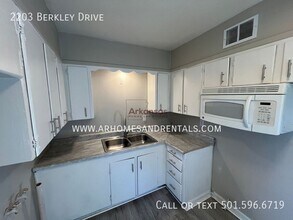 2203 N Berkley Dr in North Little Rock, AR - Building Photo - Building Photo