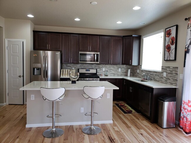 17193 E Springfield Ct in Parker, CO - Building Photo - Building Photo