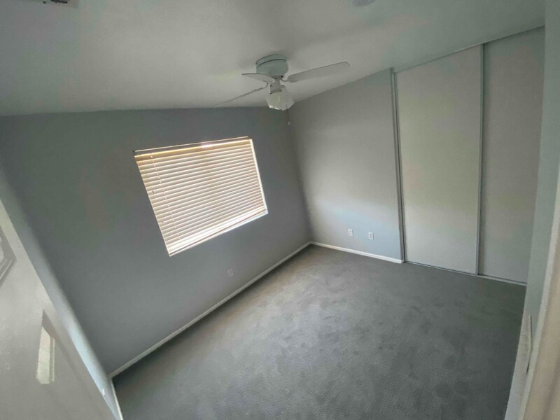 15220 Hallmark Ln in Victorville, CA - Building Photo