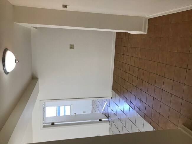 3554 N Prospect Ave, Unit 9 photo'