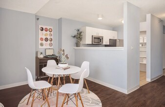 448 E Ontario St in Chicago, IL - Building Photo - Building Photo