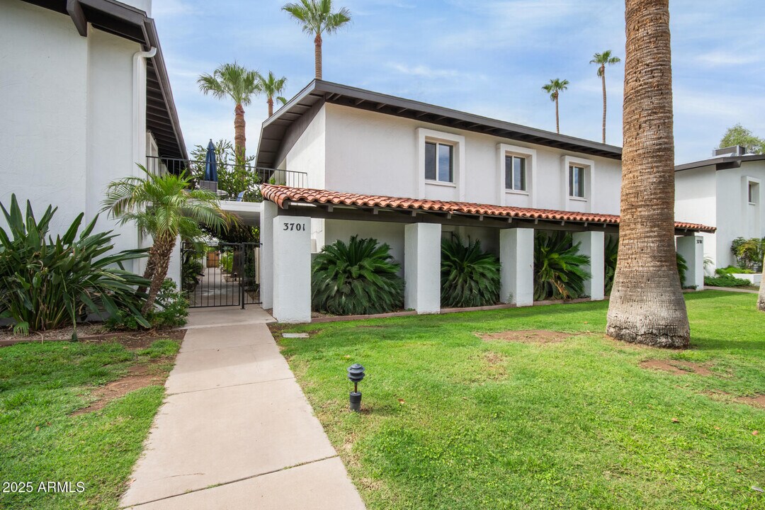 3701 E Monterosa St in Phoenix, AZ - Building Photo