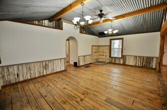 1846 Ranger Hwy in Weatherford, TX - Building Photo - Building Photo