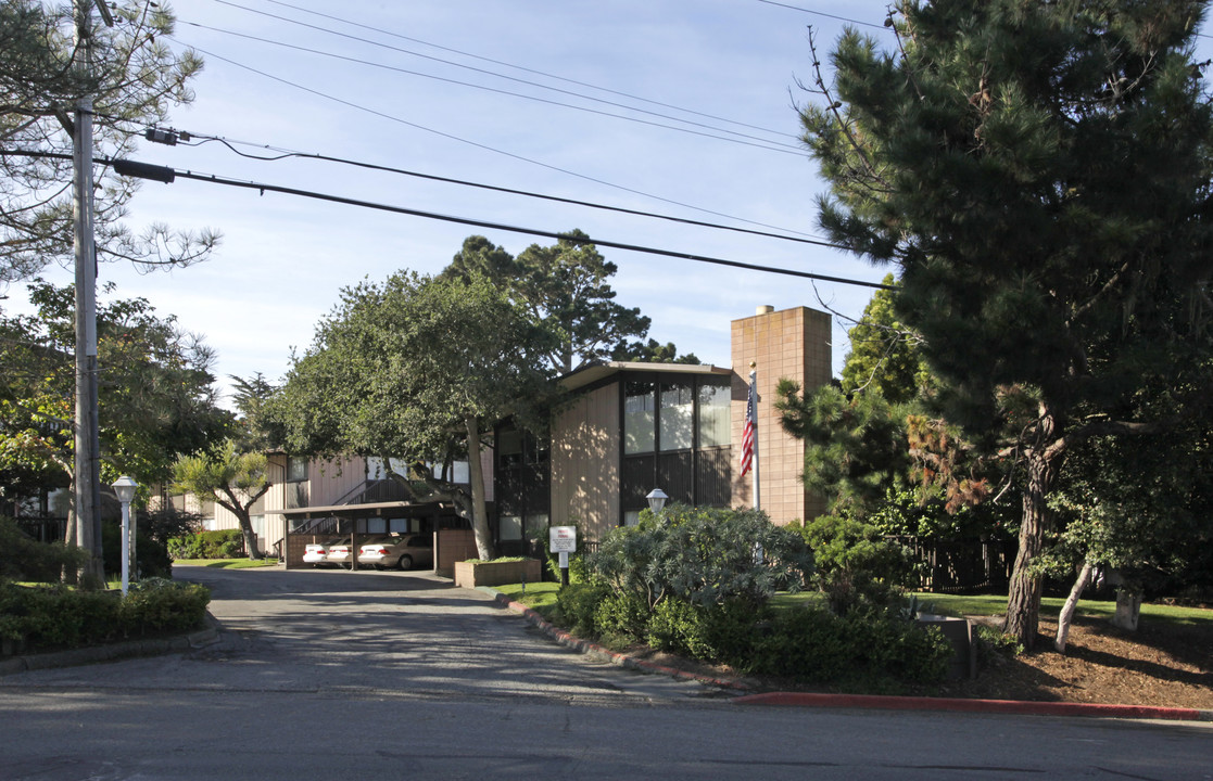 Olympia Grove Apartments in Pacific Grove, CA - Building Photo