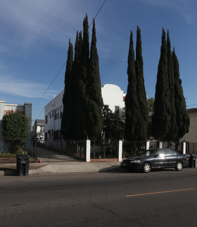 1168 N Normandi Ave in Los Angeles, CA - Building Photo - Building Photo