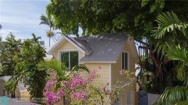 824 NE 17th Way in Fort Lauderdale, FL - Building Photo - Building Photo