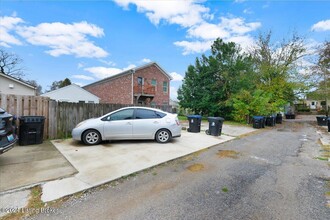 1017 Payne St in Louisville, KY - Building Photo - Building Photo