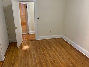 1768 Beacon St, Unit 1 in Brookline, MA - Building Photo - Building Photo
