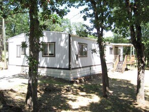 7220 OR-234 in Central Point, OR - Building Photo - Building Photo