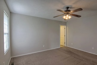 848 E Purple Martin St in Nixa, MO - Building Photo - Building Photo