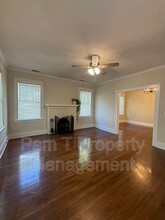 310 E 49th St in Savannah, GA - Building Photo - Building Photo