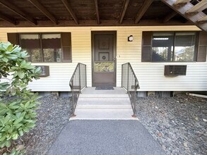 388 S Main St-Unit -5 in Seymour, CT - Building Photo - Building Photo