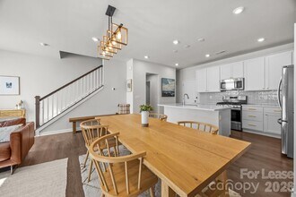 915 Kinsey Aly in Charlotte, NC - Building Photo - Building Photo