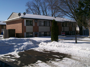 7632 Pleasant Ave in Minneapolis, MN - Building Photo - Building Photo