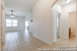 7810 Creekshore Cove in San Antonio, TX - Building Photo - Building Photo
