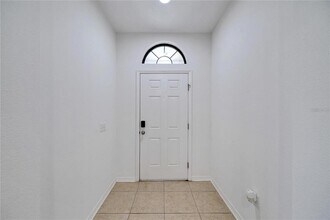 307 Star Shell Dr in Apollo Beach, FL - Building Photo - Building Photo