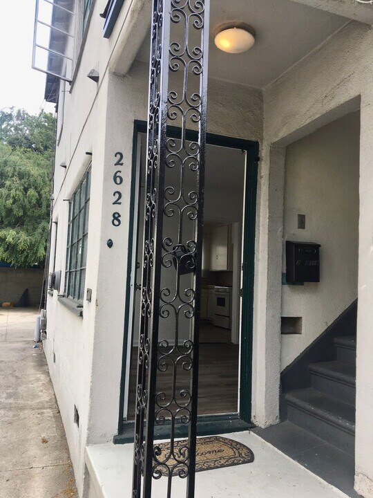 2814 1/2 S Sepulveda Blvd-Unit -2628 in Los Angeles, CA - Building Photo