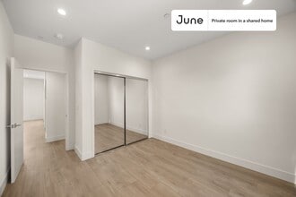 Private bedroom in 4 bed/4 bath Home in Los Angeles, CA - Building Photo - Building Photo