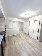 12465 Shoreside Dr in Florissant, MO - Building Photo - Building Photo