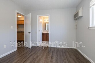 4806 Saddlebrook Ln in Louisville, KY - Building Photo - Building Photo