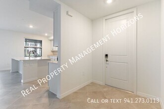 5628 Summit Point Cir in Bradenton, FL - Building Photo - Building Photo