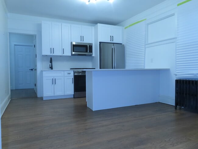 348 Boyden Ave, Unit 4 in Maplewood, NJ - Building Photo - Building Photo