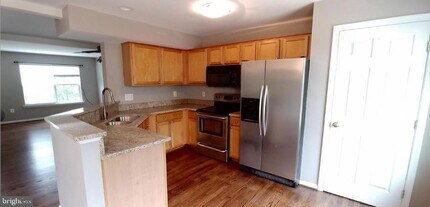 14299 Newbern Loop in Gainesville, VA - Building Photo - Building Photo