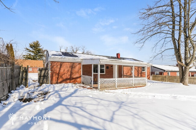 2041 Roosevelt Ave in Cincinnati, OH - Building Photo - Building Photo