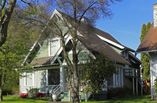 1710-1712 Hoyt Ave in Everett, WA - Foto de edificio - Building Photo