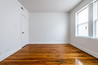 6104 S Campbell Ave 2501-11 W 61st Chicago, IL 60629 in Chicago, IL - Foto de edificio - Building Photo