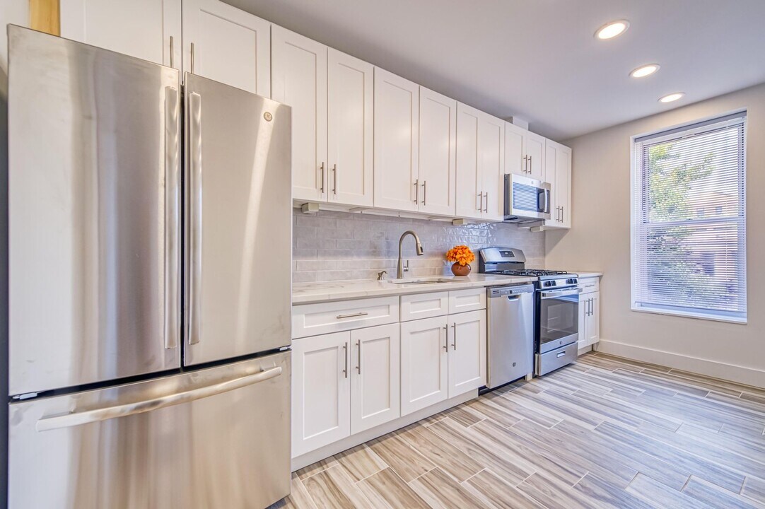 41 72nd St in Brooklyn, NY - Building Photo