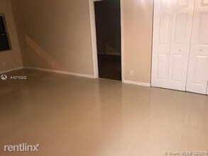 5040 Sanctuary Way in West Palm Beach, FL - Building Photo - Building Photo