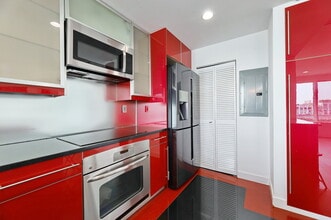 600 Harbor Blvd, Unit 967 in Weehawken, NJ - Foto de edificio - Building Photo
