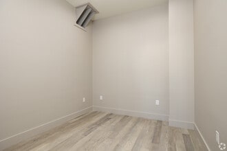 604 Bloomfield in Bloomfield, NJ - Foto de edificio - Building Photo