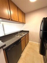 308 Lake Parsons Green, Unit 206 in Brandon, FL - Building Photo - Building Photo