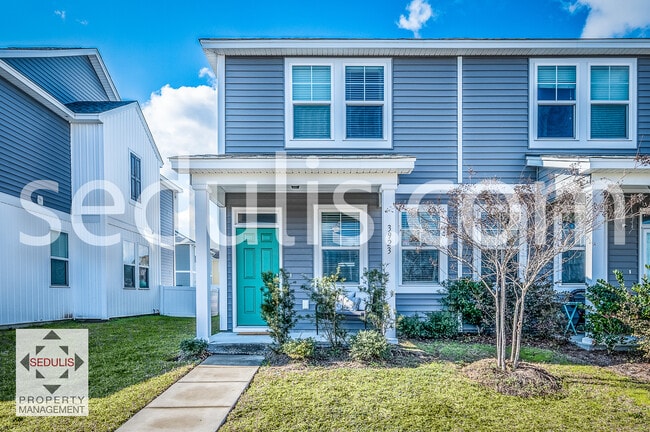 property at 3923 Four Poles Park Dr